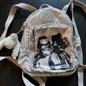 Kipling Star Wars Darth Vader& Stormtrooper Silver Small Backpack with Monkey Kipling Star Wars Darth Vader & Stormtrooper Silver Small  main image 2